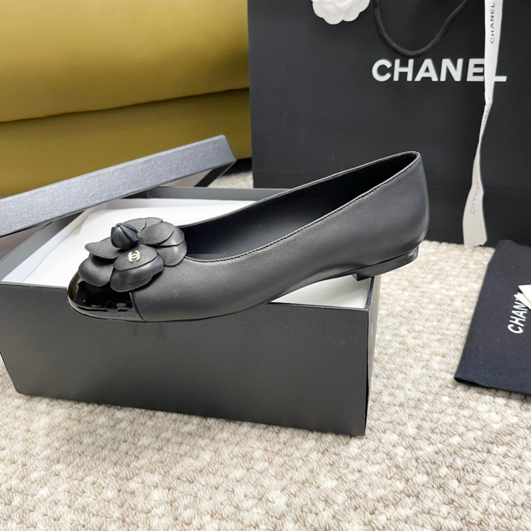 CHANEL ballet flat flower black calfskin