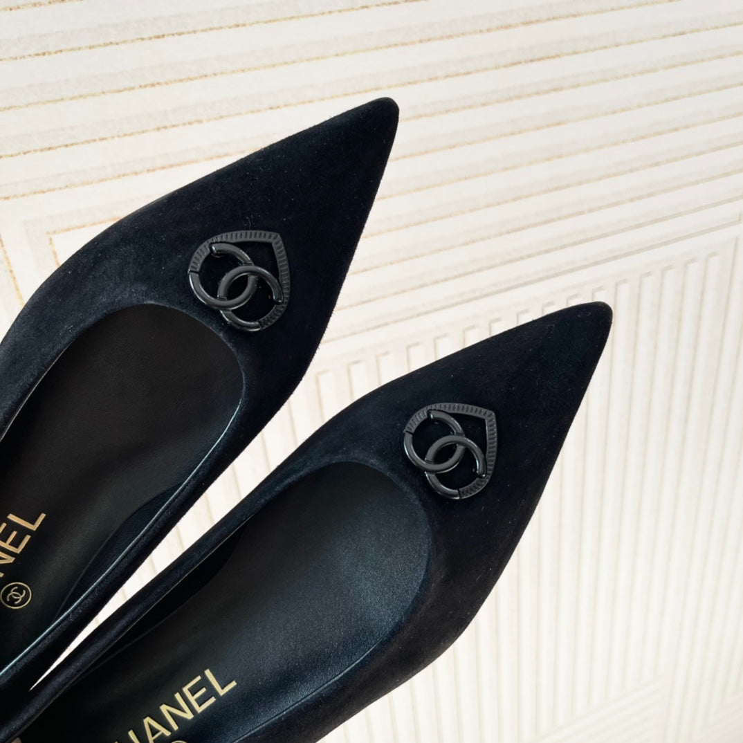 CHANEL Ballet In Blak Suede 151521