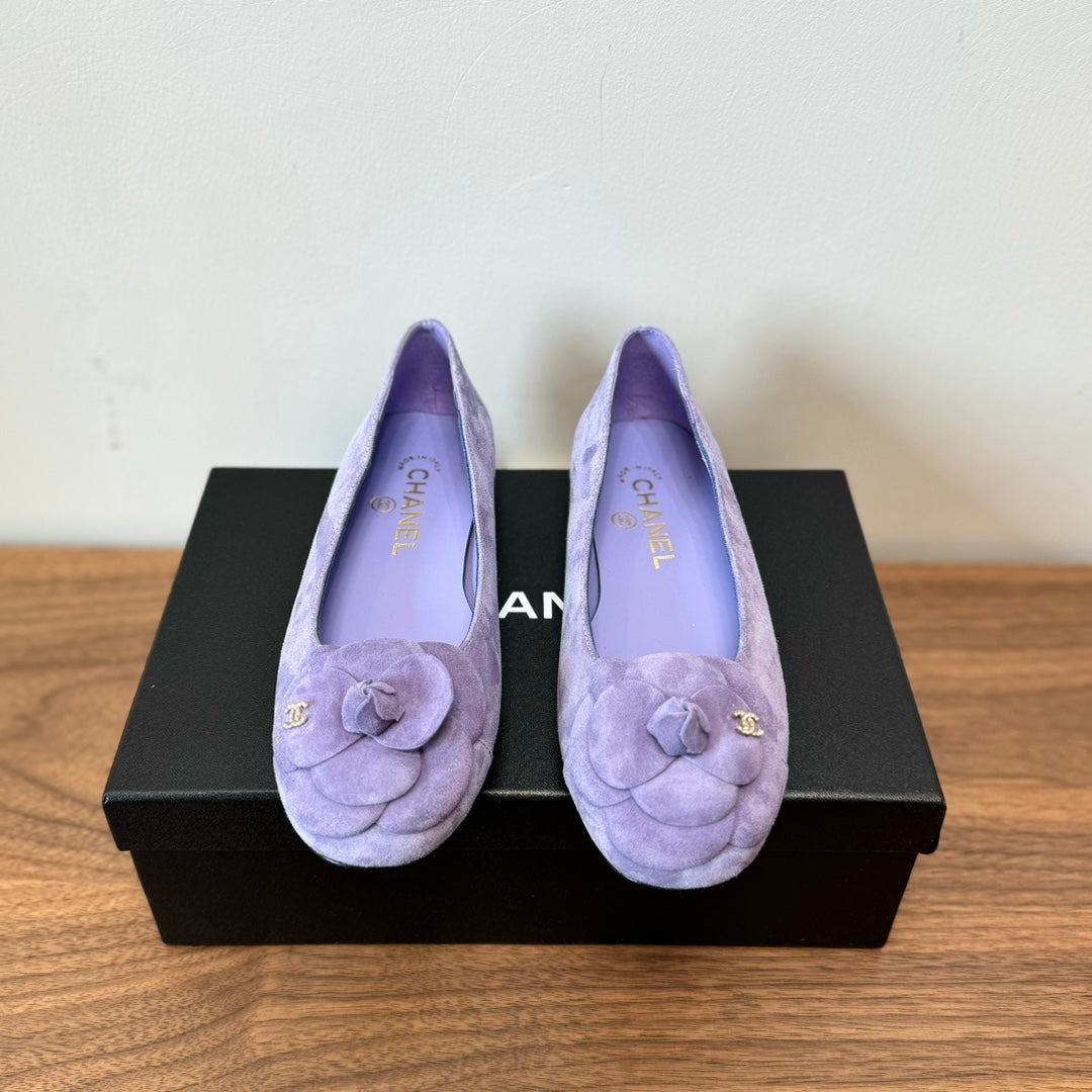 CHANEL Ballet Flats Light Purple With Camellia Light Purple Suede