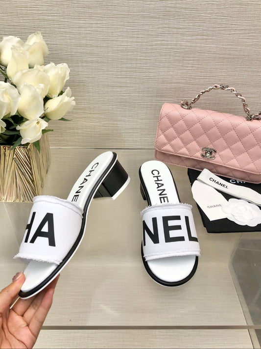 CHANEL 25C Mid Heel Mule White Fabric Material 212959