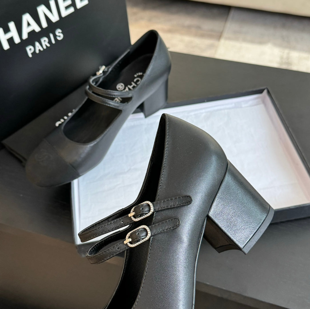 CHANEL 25C Mary Jane Black Sheepskin 212991