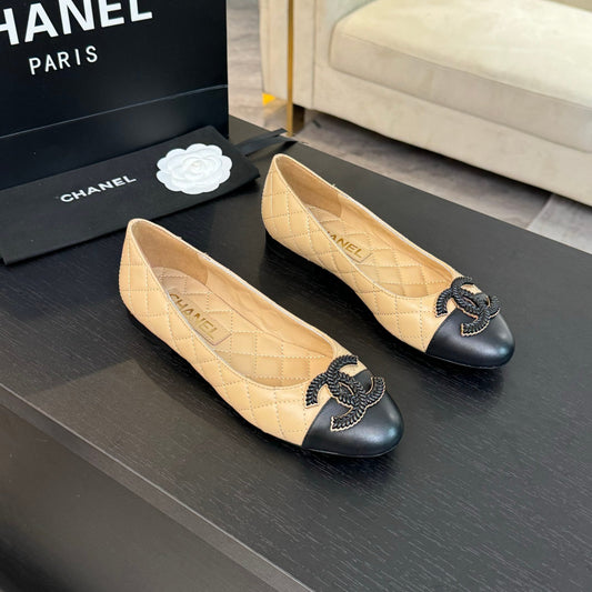 CHANEL ballet flat beige quilted lambskin large black logo