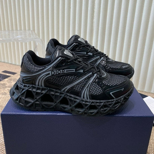 DIOR Sneaker B35 In Black Calfskin And Fabric 113123