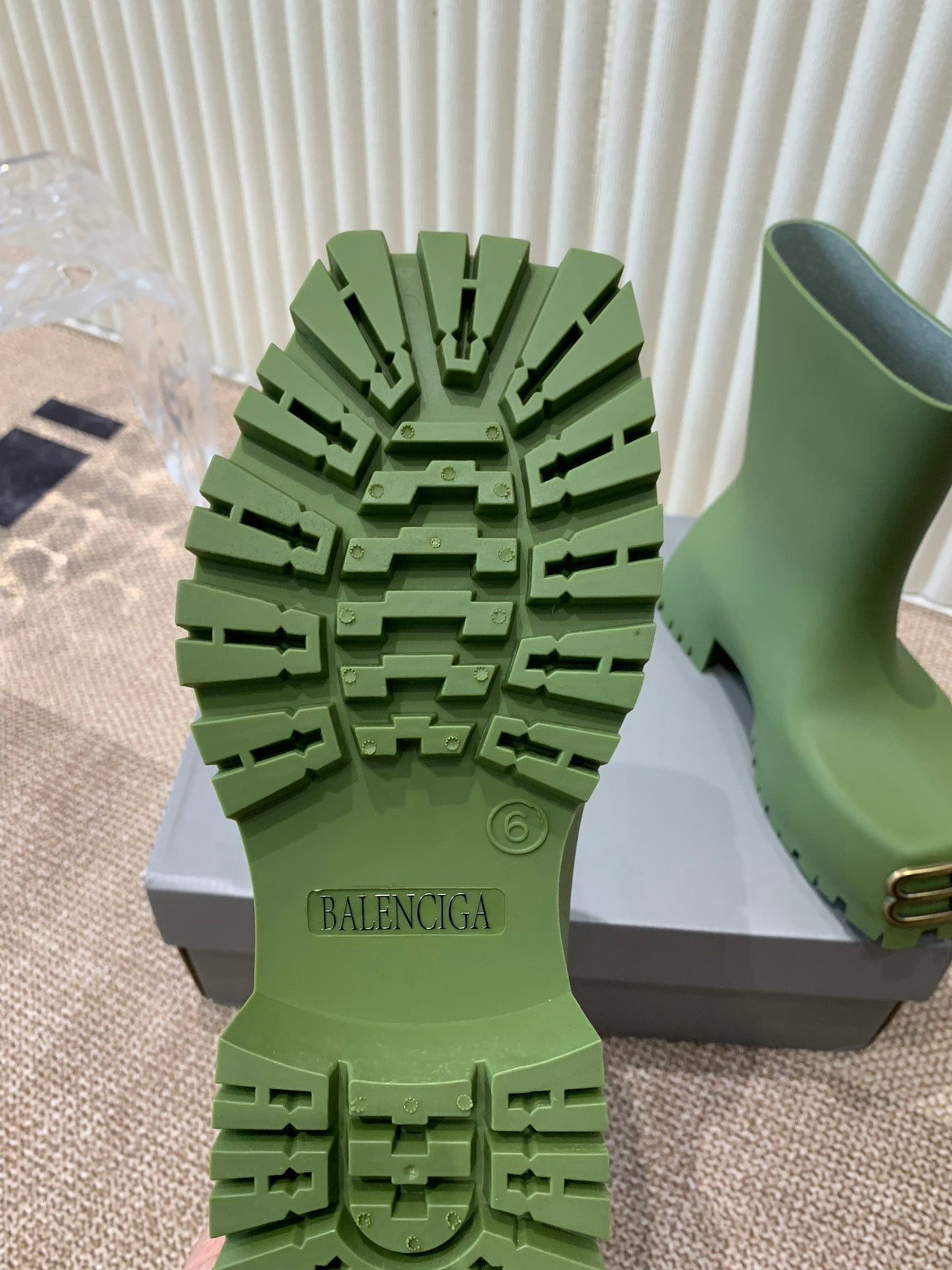 Balanciaga GREEN SCULPTED RUBBER BOOTS WITH GOLD MONOGRAM