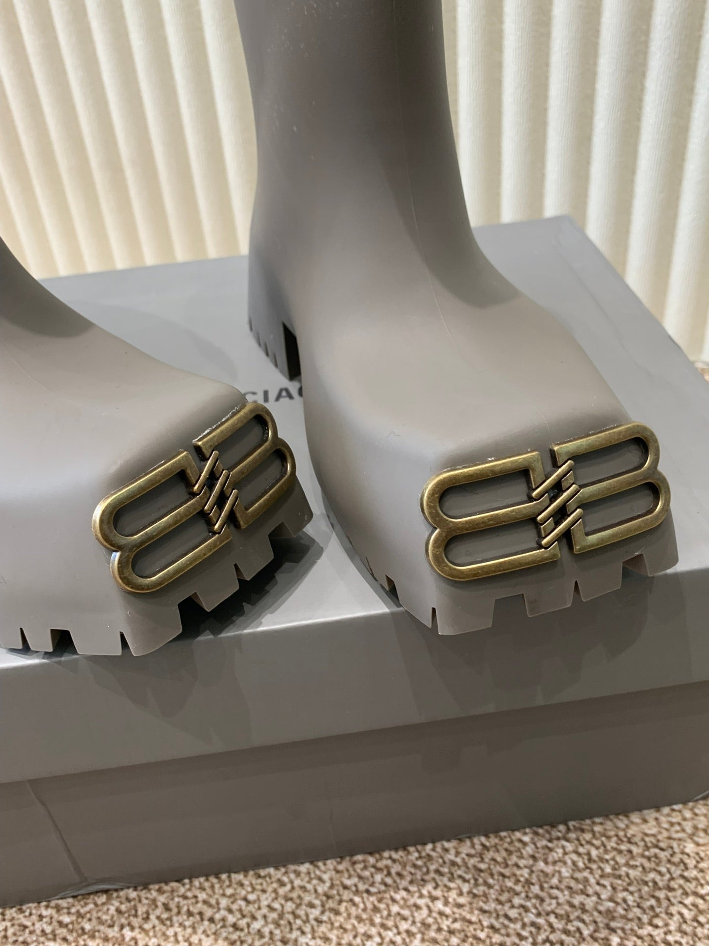 Balanciaga MATTE GRAY SCULPTED RUBBER BOOTS WITH GOLD MONOGRAM
