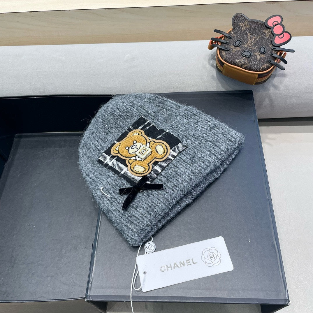 CHANEL BEANIE HAT IN SHARK GRAY WOOL WITH BOW 421252