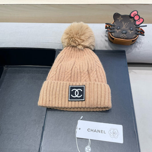 CHANEL BEANIE HAT IN SEPIA TAN WOOL 422177
