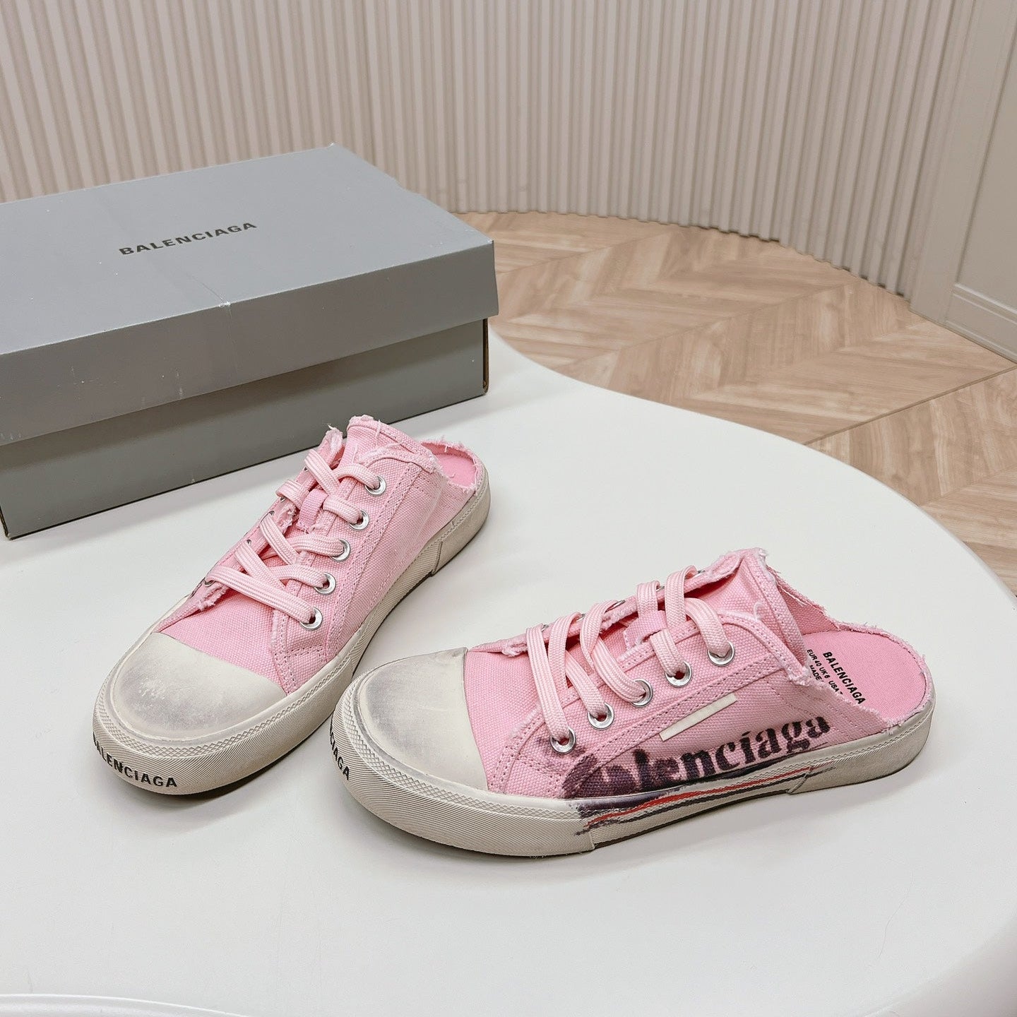 Balanciaga SNEAKER MULES IN PINK CANVAS GRAFFITI LOGO