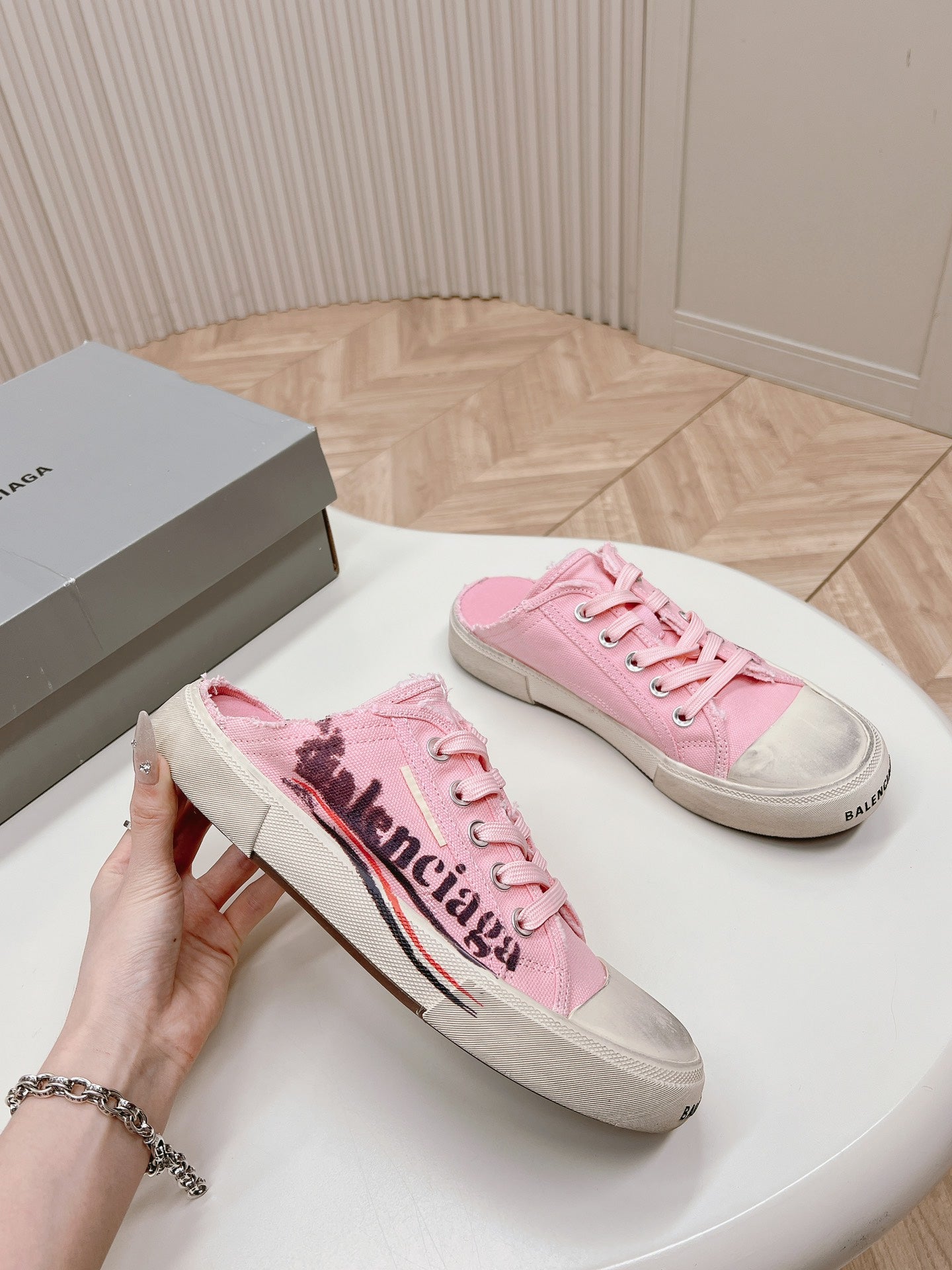 Balanciaga SNEAKER MULES IN PINK CANVAS GRAFFITI LOGO