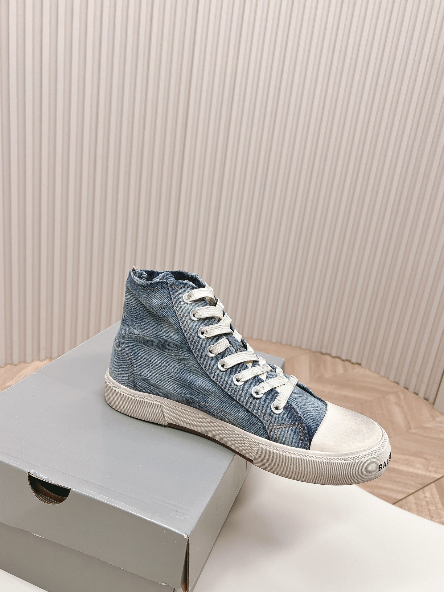 Balanciaga HIGH-TOP SNEAKERS IN BLUE DENIM LOGO PRINT