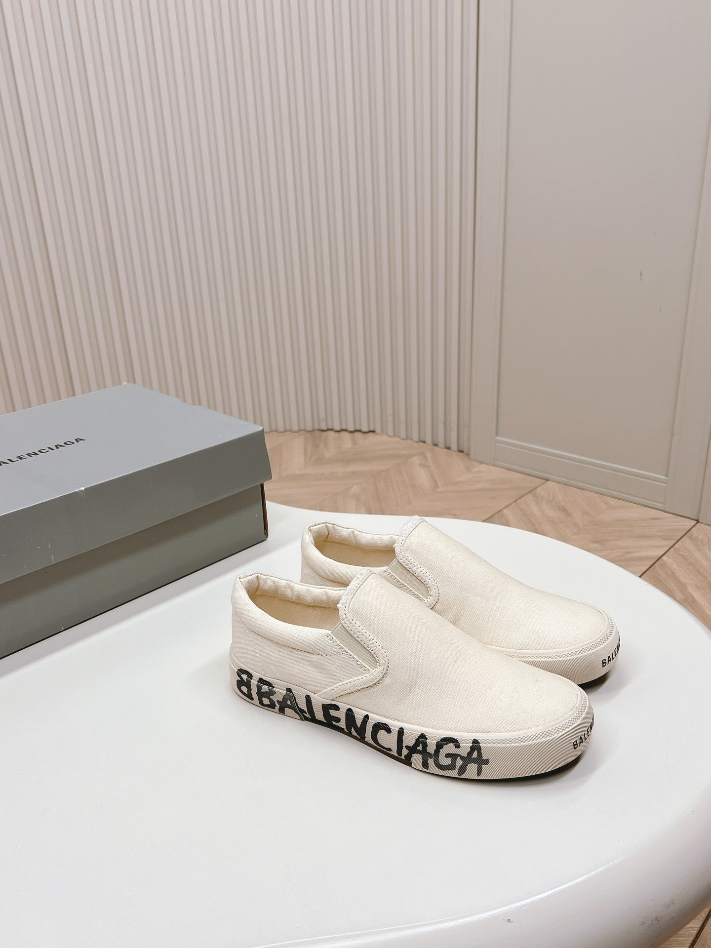 Balanciaga SLIP-ON SNEAKERS GRAFFITI IN WHITE CANVAS
