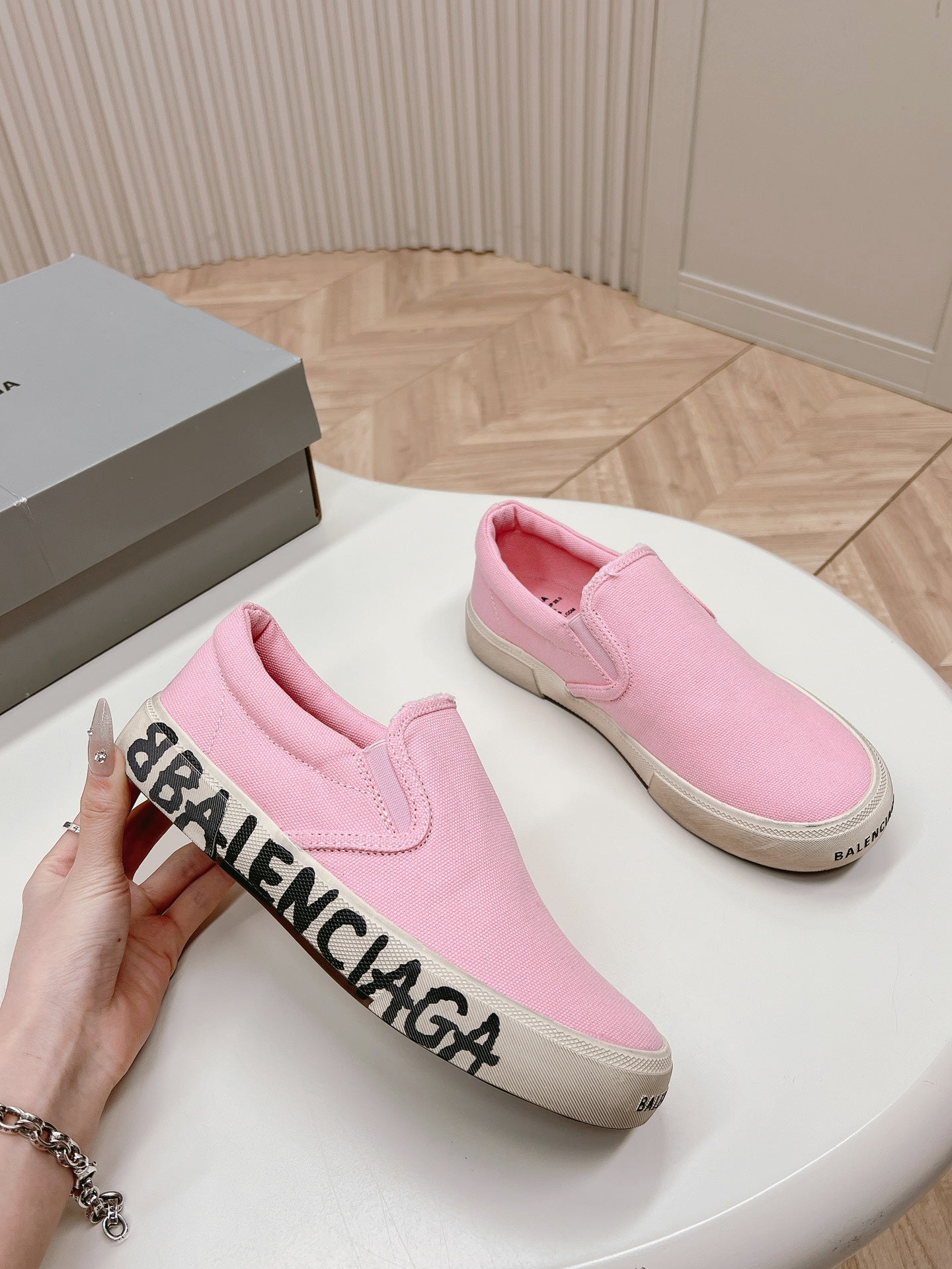 Balanciaga SLIP-ON SNEAKERS GRAFFITI IN PINK CANVAS