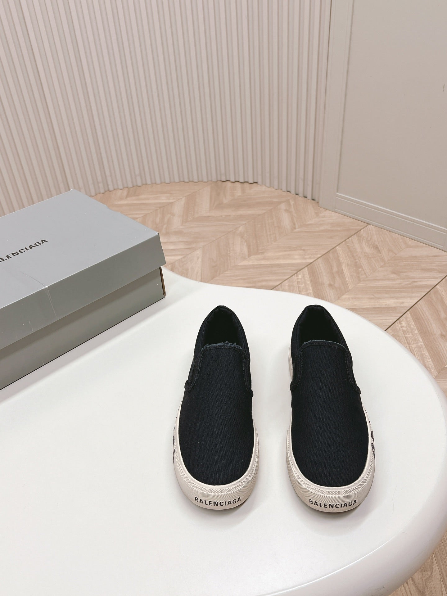 Balanciaga SLIP-ON SNEAKERS GRAFFITI IN BLACK CANVAS