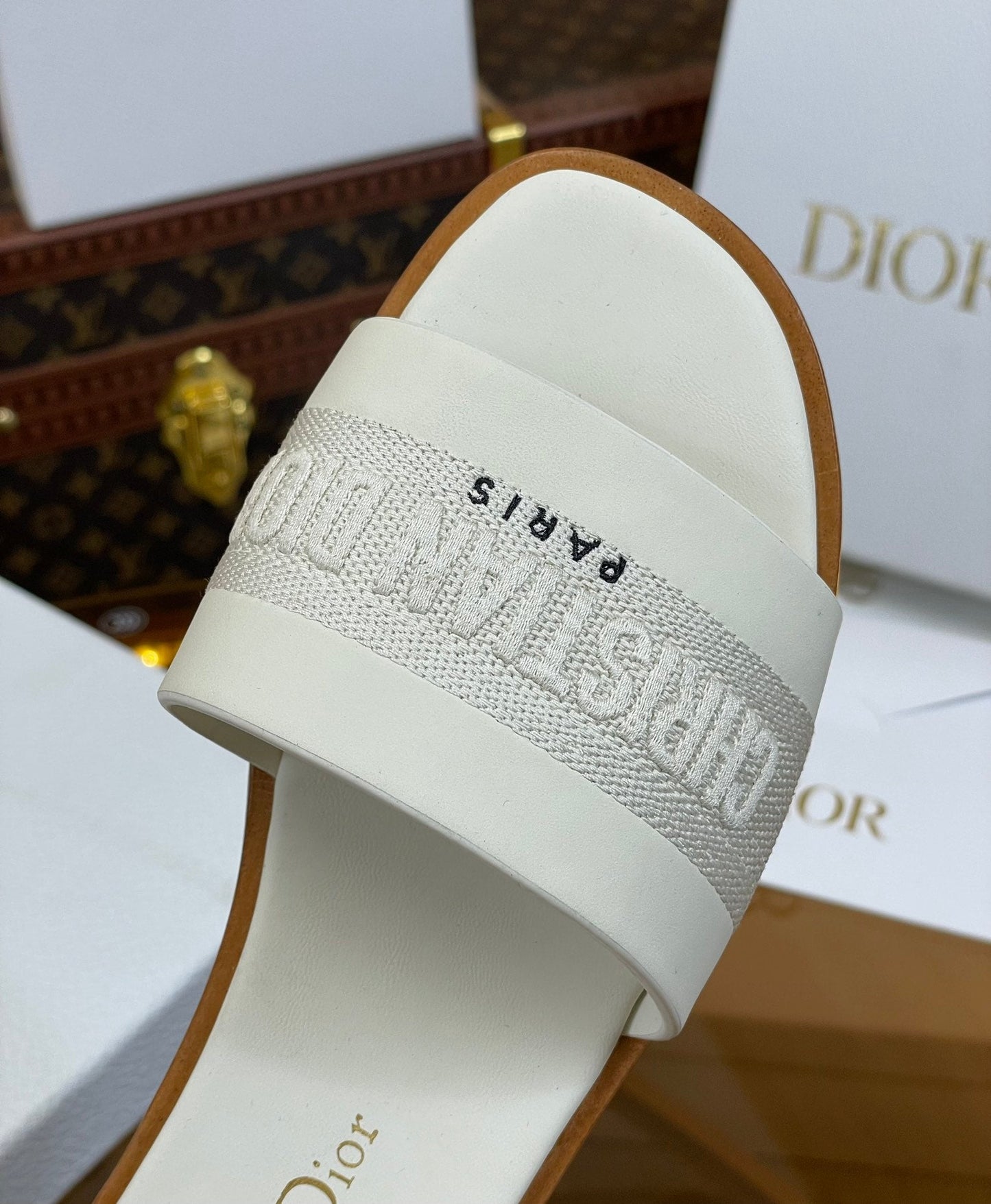 DIOR slide white calfskin embroidered cotton