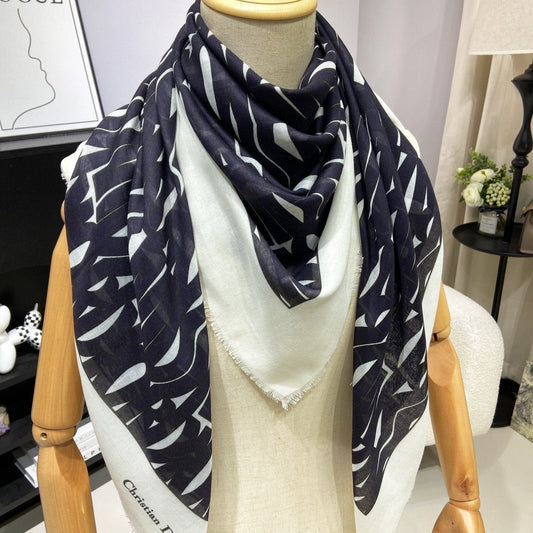 DIOR MISS  DIOR ALLOVER SHAWL 140 CM IN BLACK MIX WHITE SILK CASHMERE 411629