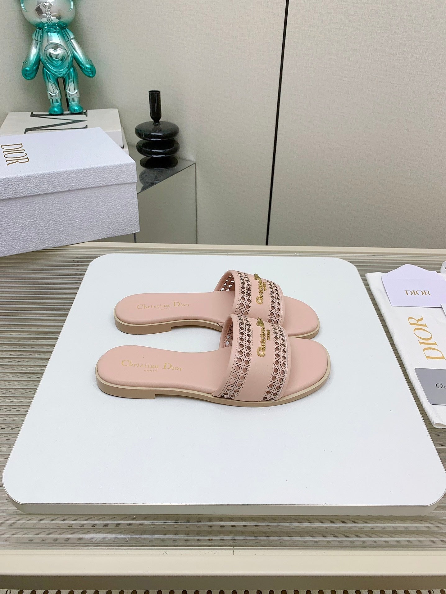 DIOR D-Lane Slide In Light Pink Cowhide 106273