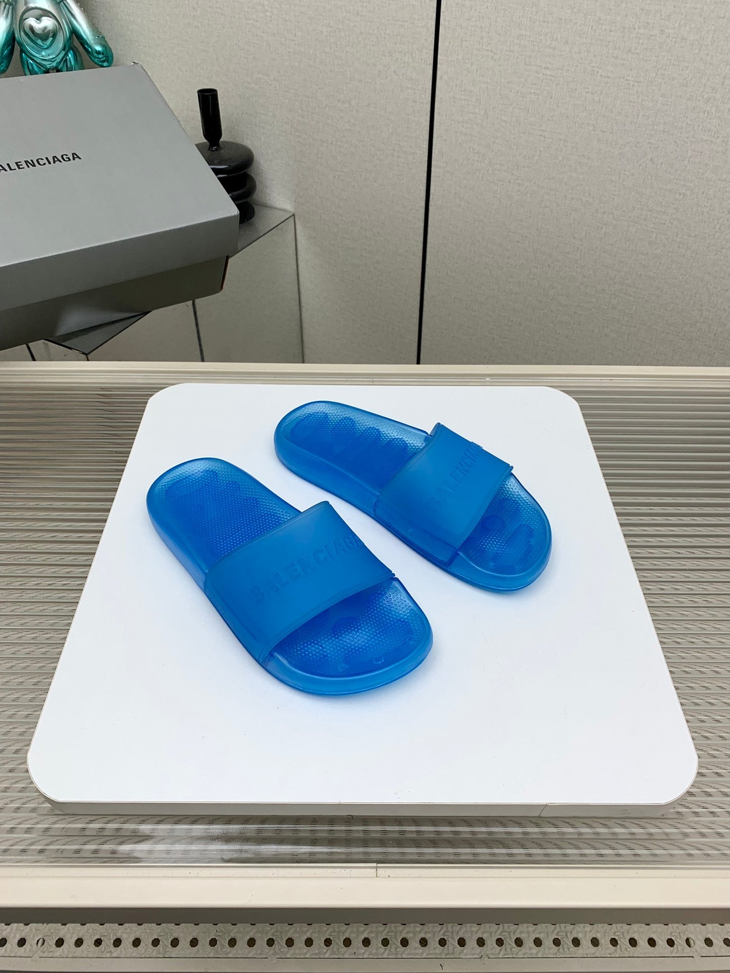 Balanciaga POOL SLIDE SANDAL IN JELLY BLUE RUBBER