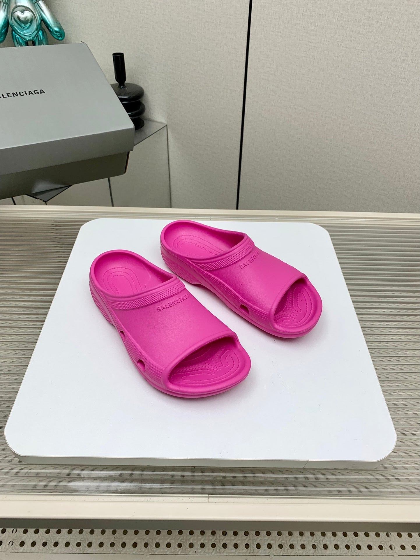 Balanciaga POOL CROCS IN HOT PINK RUBBER
