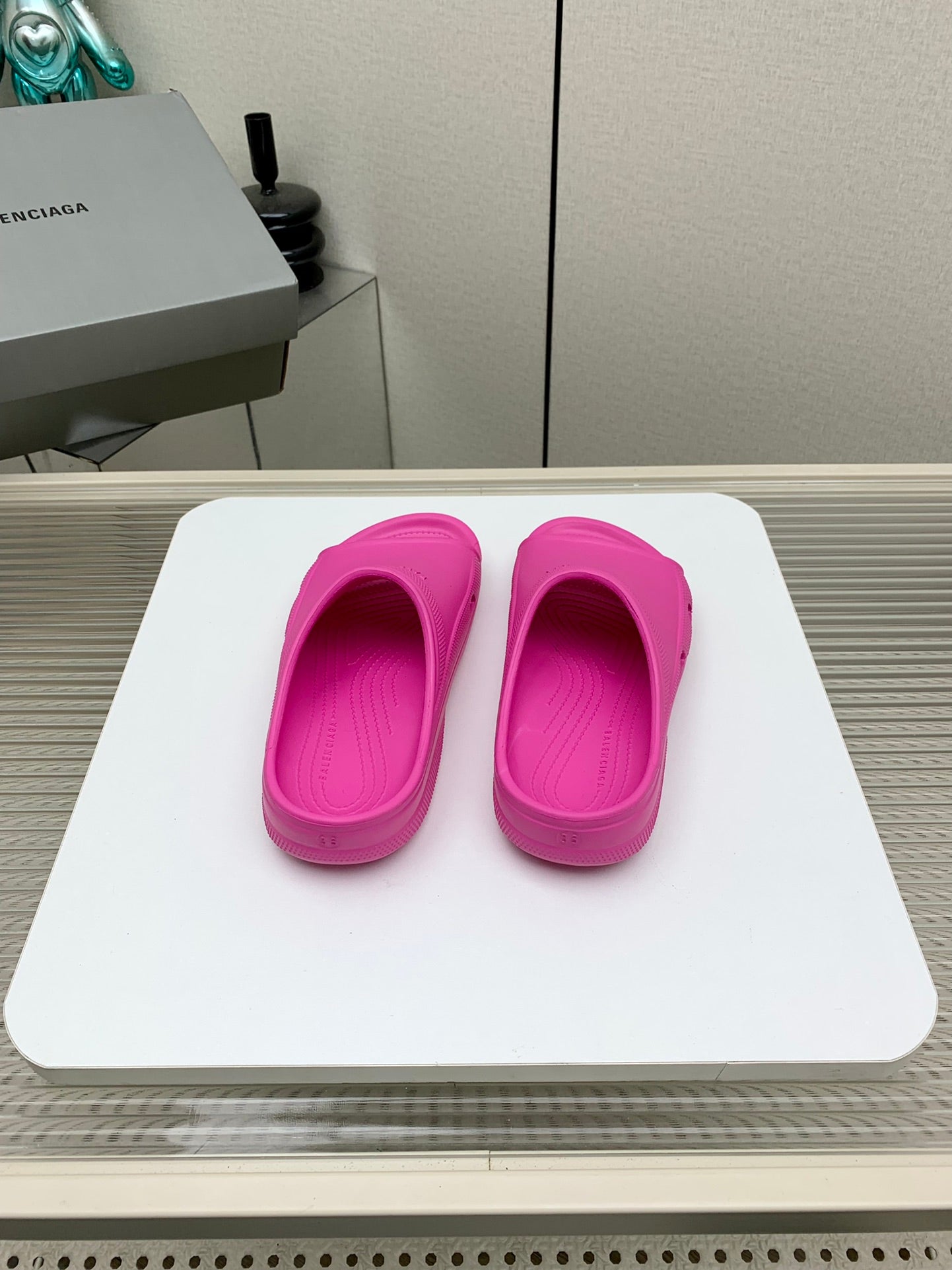 Balanciaga POOL CROCS IN HOT PINK RUBBER