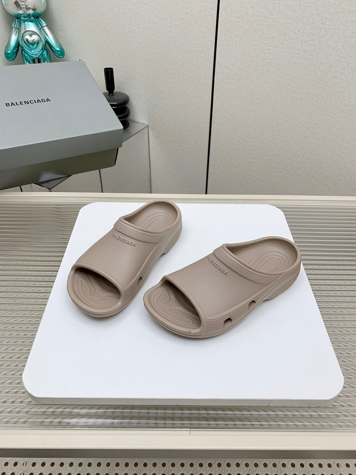 Balanciaga POOL CROCS IN HILLARY BROWN RUBBER