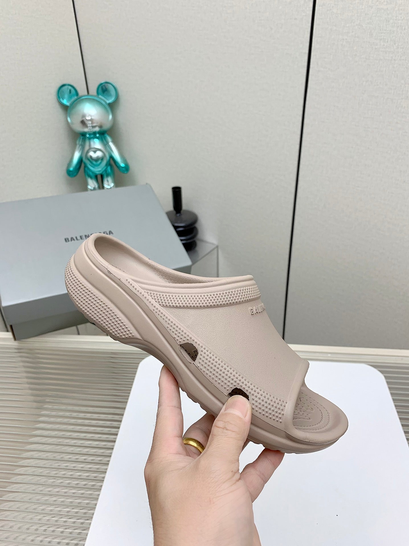 Balanciaga POOL CROCS IN HILLARY BROWN RUBBER
