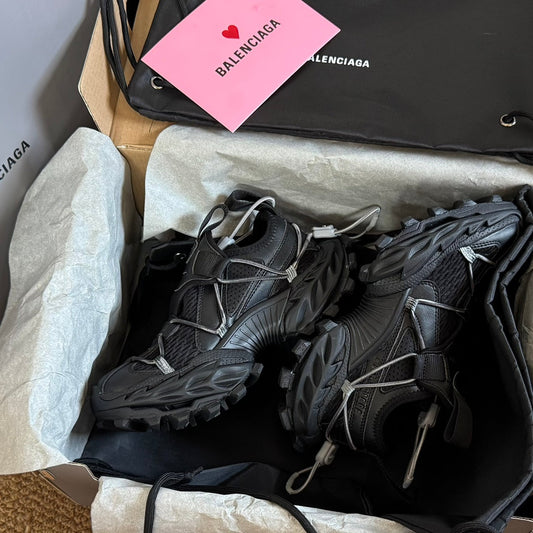 Balanciaga HIKE SNEAKER IN BLACK MESH, POLYURETHANE AND POLYESTER