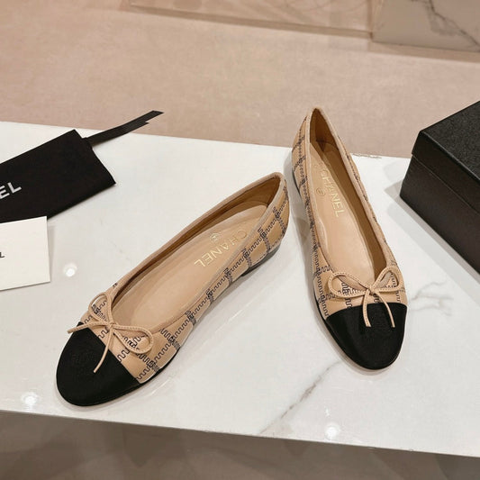 CHANEL ballet flats beige black lambskin embroidery grosgrain