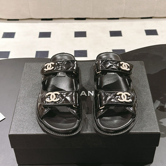 CHANEL 25 Dad Sandal Mules Black Patent Leather 237585