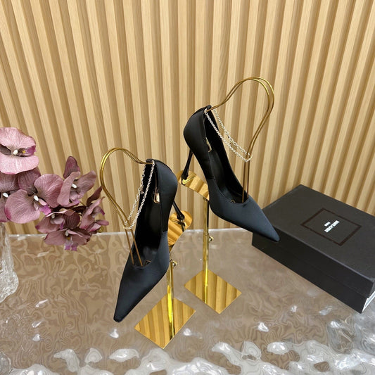 Saint Laurent RÉGINE PUMPS IN BLACK SATIN GOLD CHAIN