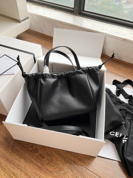 Celine SMALL CABAS DRAWSTRING CUIR TRIOMPHE 22 BLACK CALFSKIN