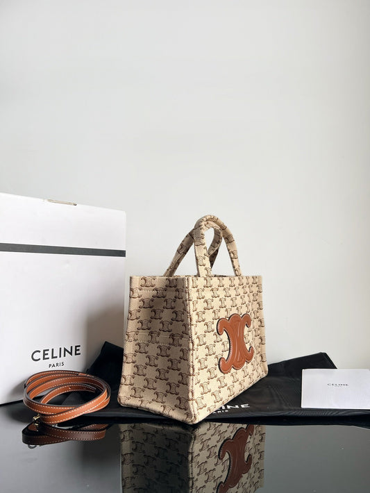 Celine SMALL CABAS THAIS 25.5 BEIGE CANVAS TRIOMPHE CALFSKIN