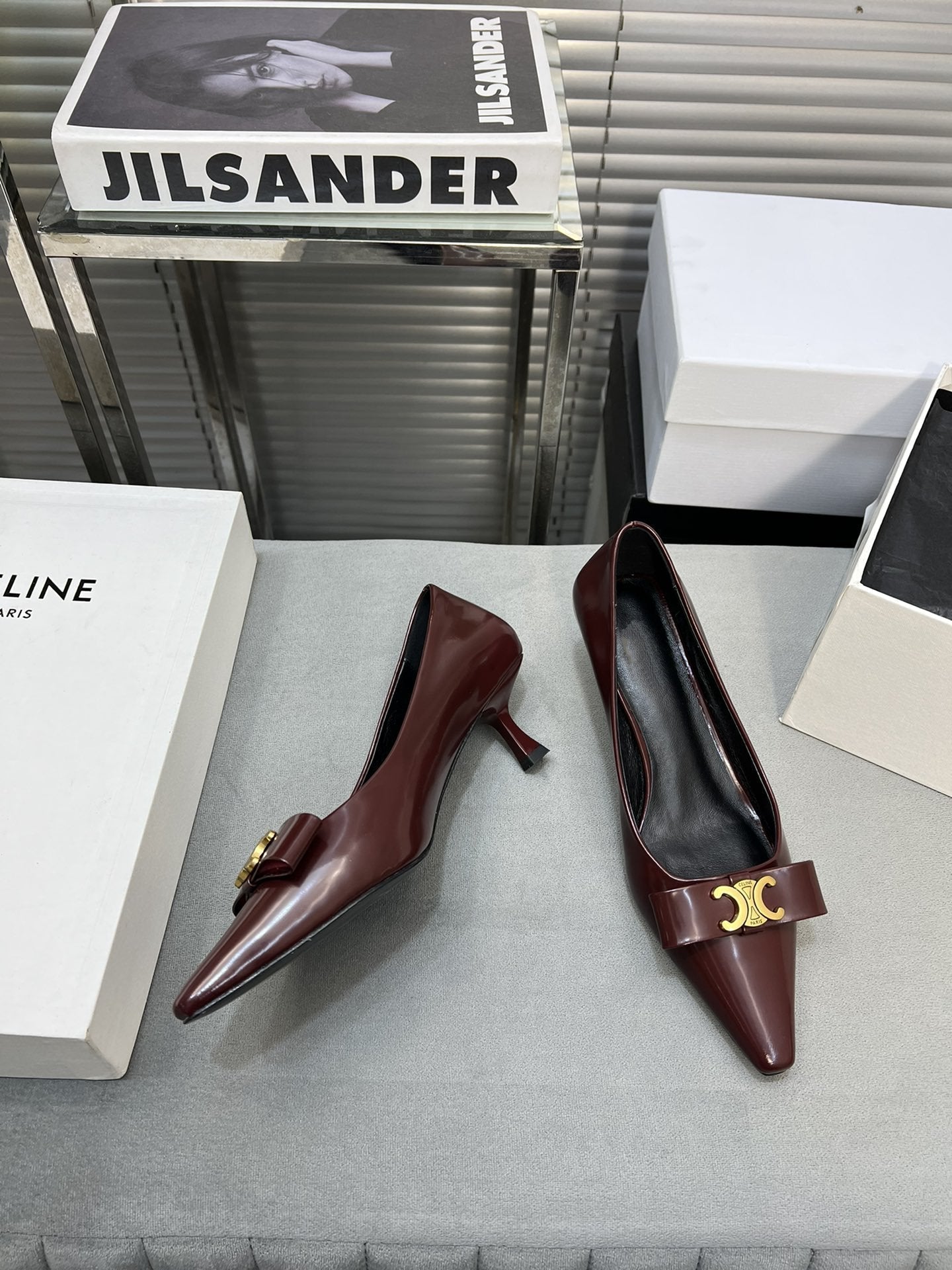 Celine cl pumps 50 burgundy calfskin