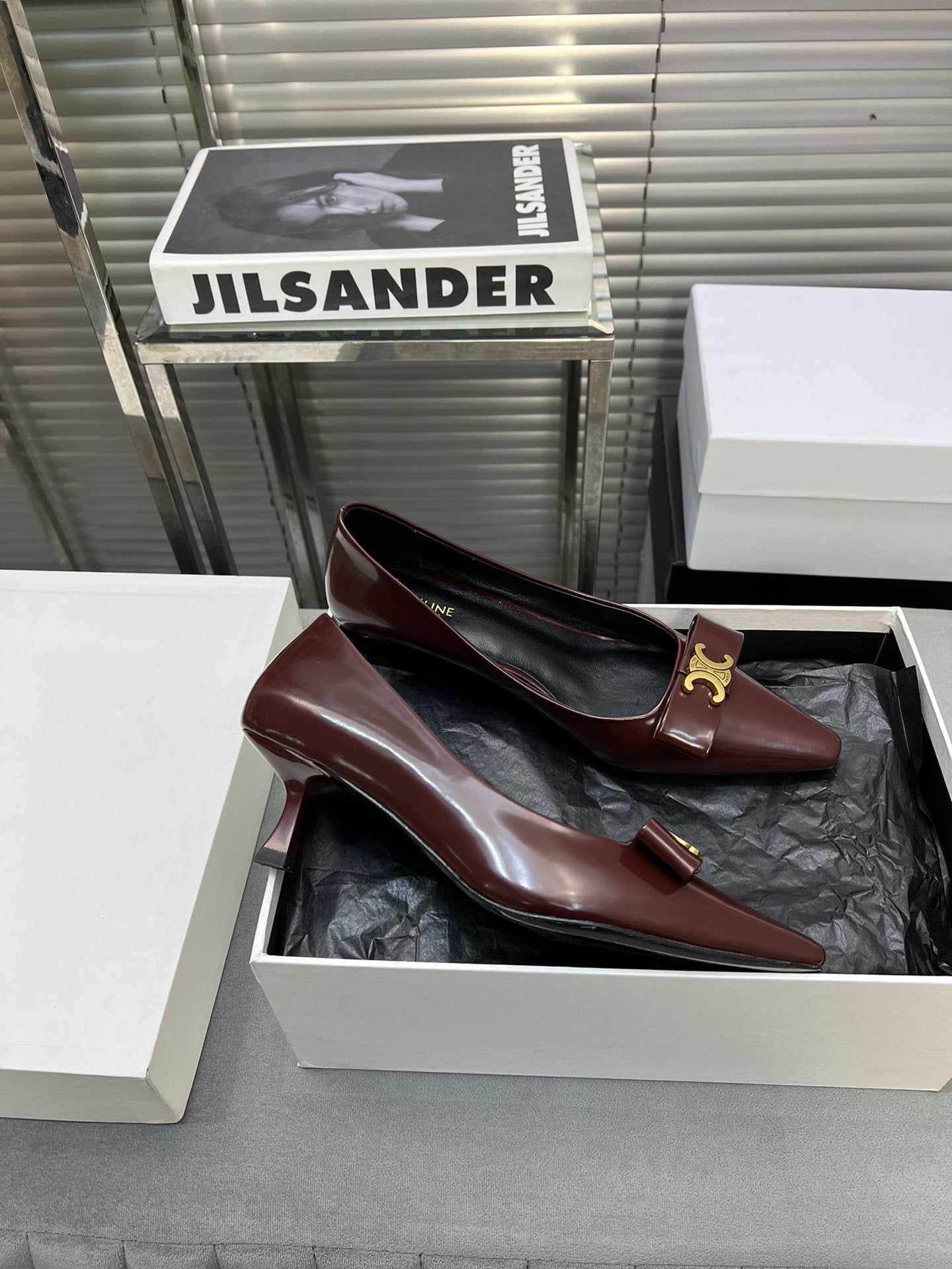 Celine cl pumps 50 burgundy calfskin