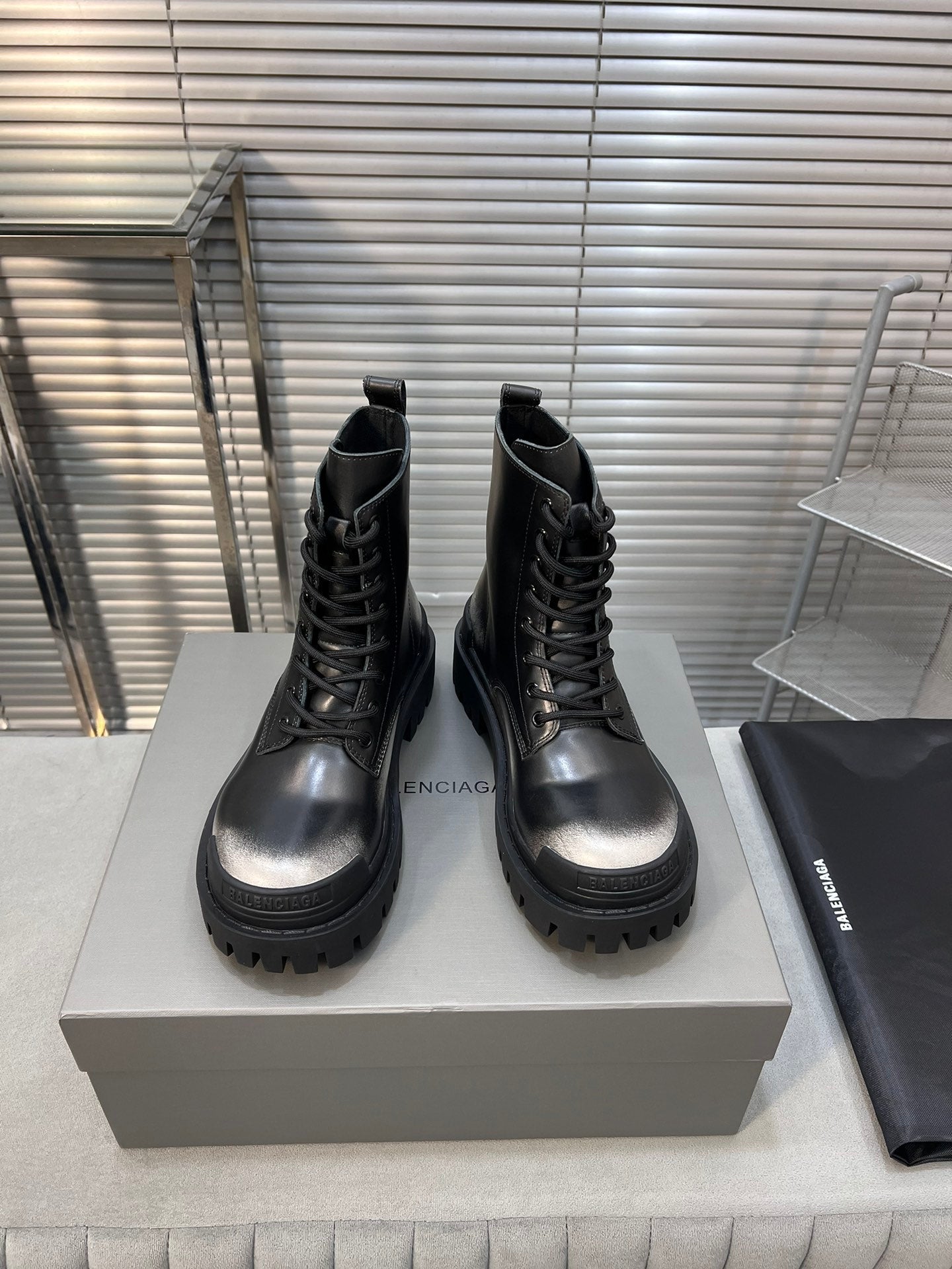 Balanciaga CHUNKY BOOTS IN BLACK MIX WHITE SMOOTH CALFSKIN