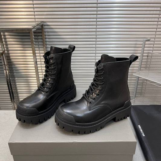 Balanciaga CHUNKY BOOTS IN BLACK SMOOTH CALFSKIN