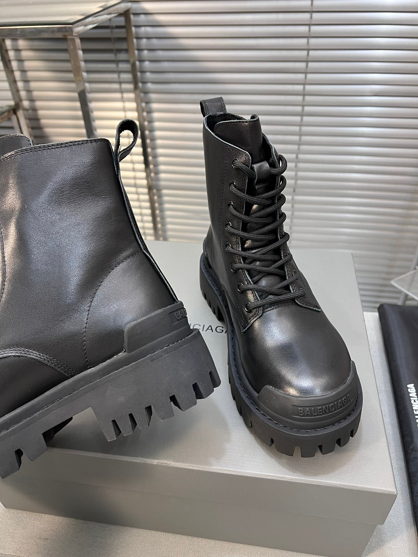 Balanciaga CHUNKY BOOTS IN BLACK SMOOTH CALFSKIN