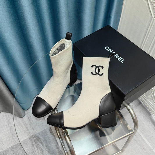 CHANEL Ankle Boots 45mm White Wool And Calfskin