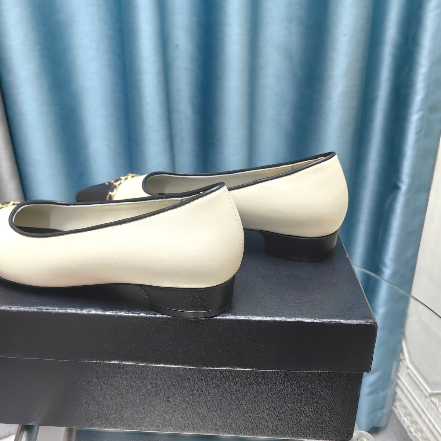CHANEL Ballet Flats White Chain Lambskin