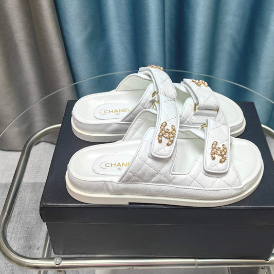 CHANEL 25C Dad Mule White Grained Calfskin