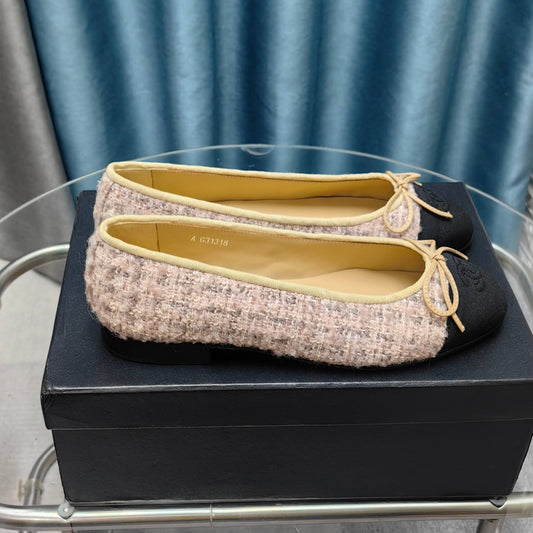 CHANEL 25P Ballet Flat Light Pink Tweed Black Grosgrain