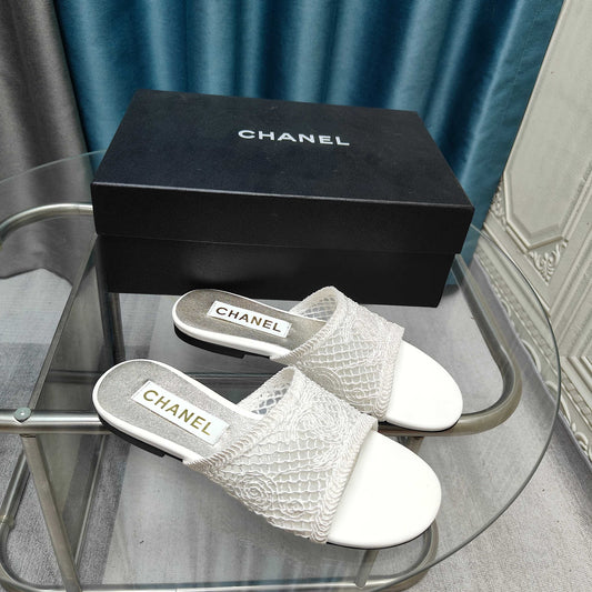 CHANEL 25 Sandal Lace Fabric