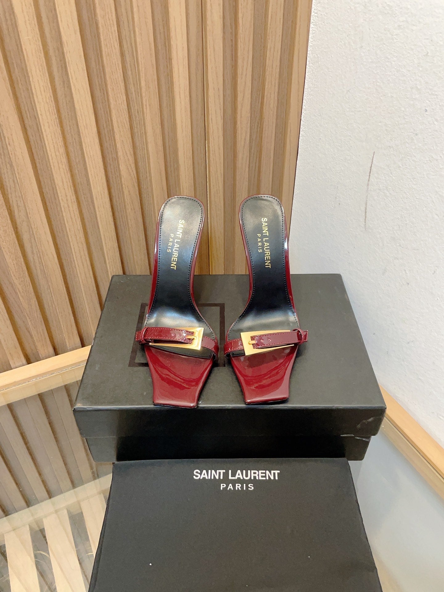Saint Laurent SL SQUARE TOED NUIT PUMPS RED CALFSKIN