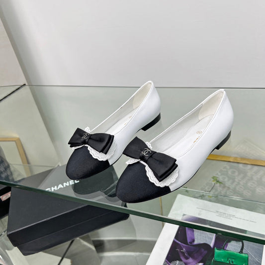 CHANEL Ballet Flats White Lambskin
