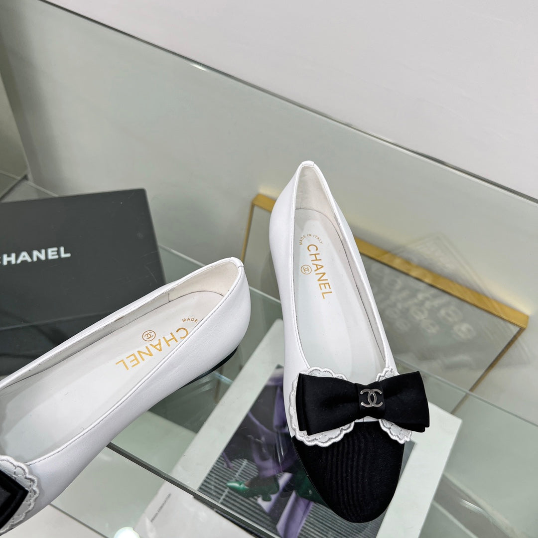 CHANEL Ballet Flats White Lambskin