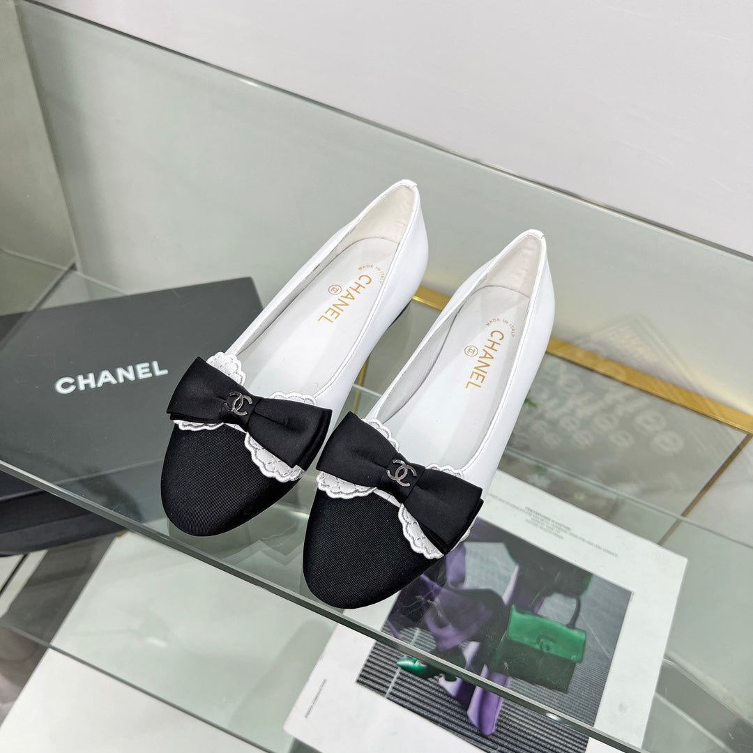 CHANEL Ballet Flats White Lambskin