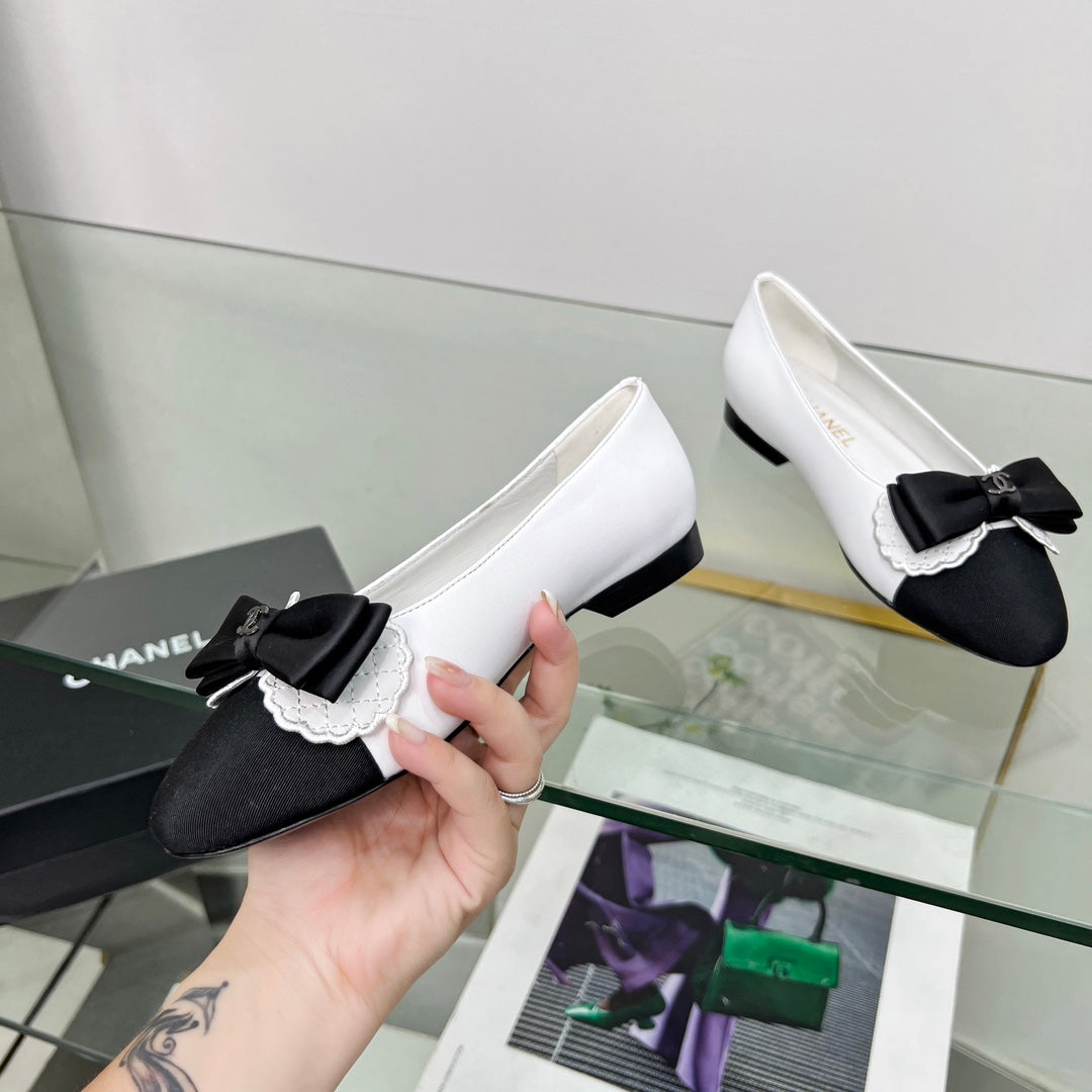 CHANEL Ballet Flats White Lambskin