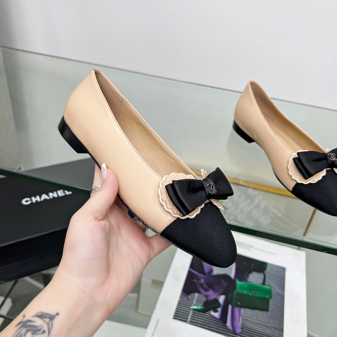 CHANEL Ballet Flats Beige Lambskin