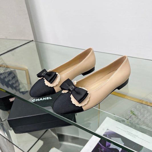 CHANEL Ballet Flats Beige Lambskin