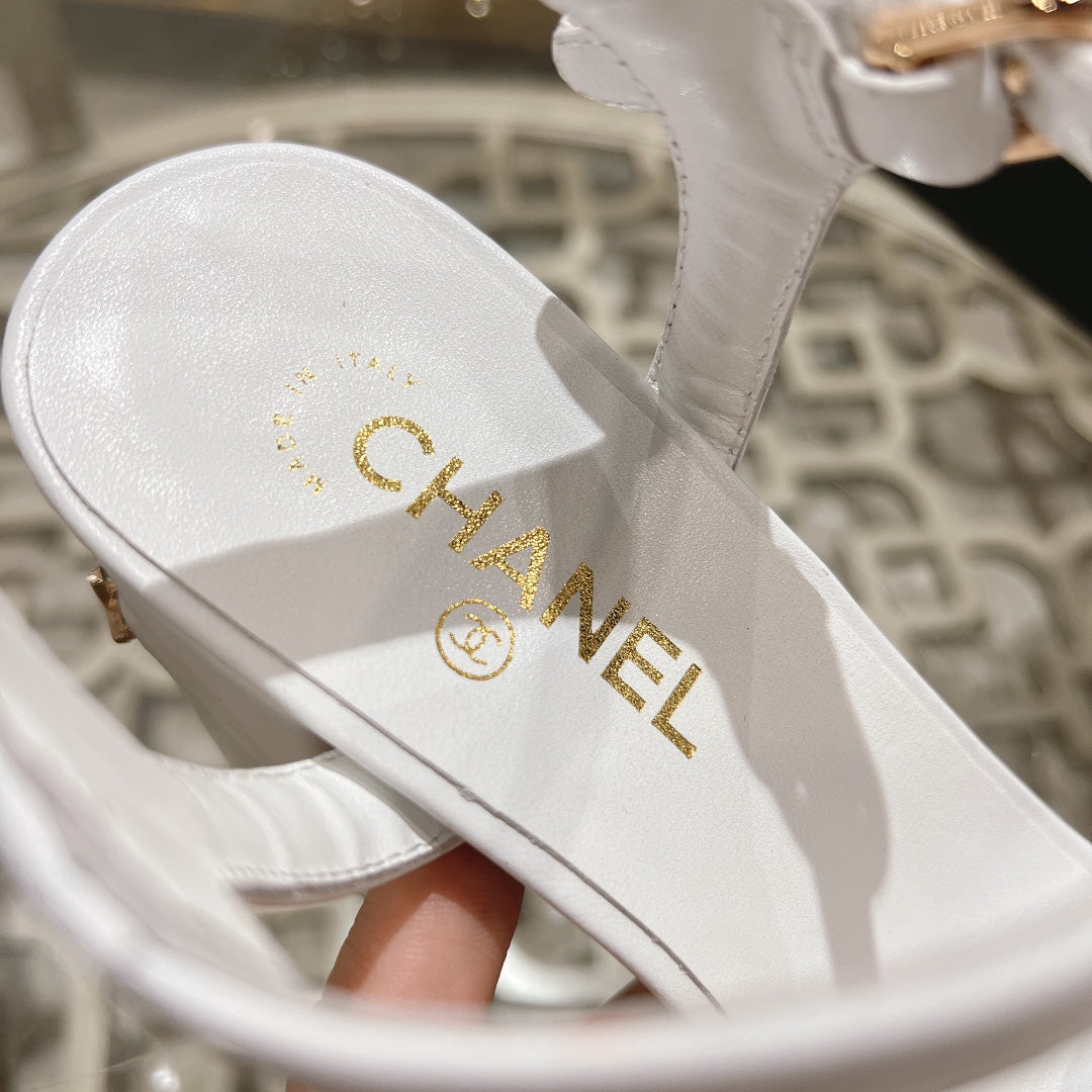CHANEL 25C 10CM Mid Heed Sandals White Italian Leather 213319