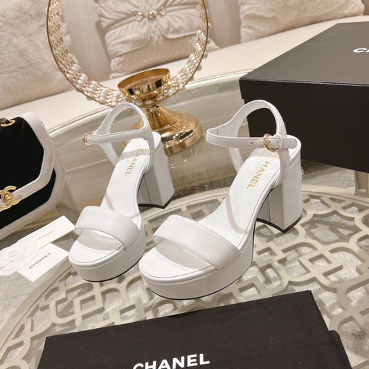 CHANEL 25C 10CM Mid Heed Sandals White Italian Leather 213319